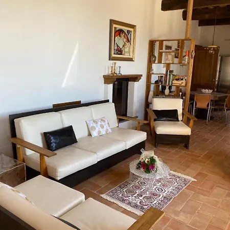 Domus Clara Villa