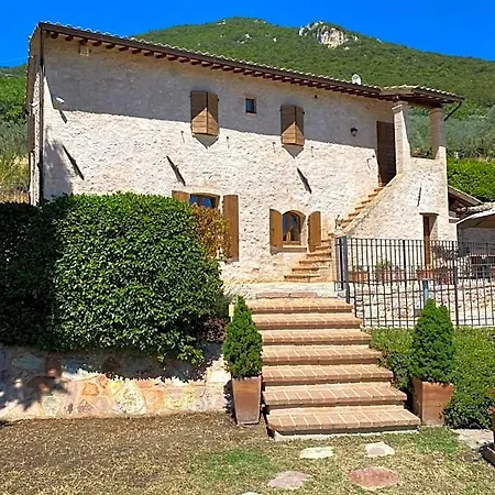 Domus Clara Villa *