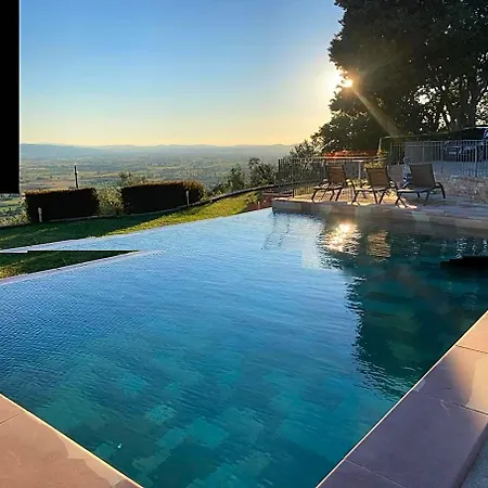 Domus Clara Villa *